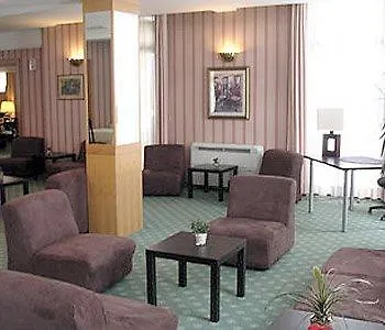 De La Hotel 3*